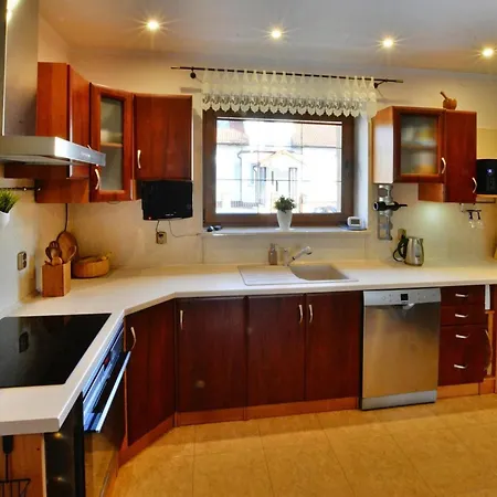 Будинок відпочинку Large, Comfortable With A Terrace *