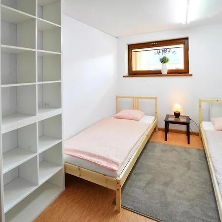 בית נופש Large, Comfortable With A Terrace