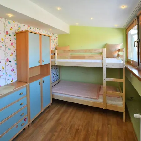 בית נופש Large, Comfortable With A Terrace קולובז'ג