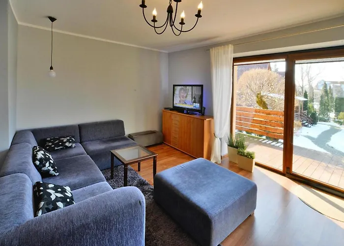 Large, Comfortable With A Terrace Будинок відпочинку Колобжег