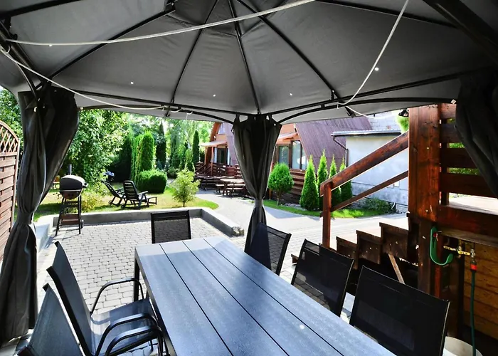 Large, Comfortable With A Terrace Будинок відпочинку *